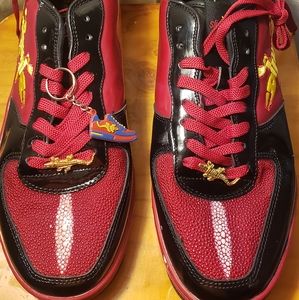 Never worn, Men's  Beautiful Red alligator Shoes - slickexotica- size 11.5
